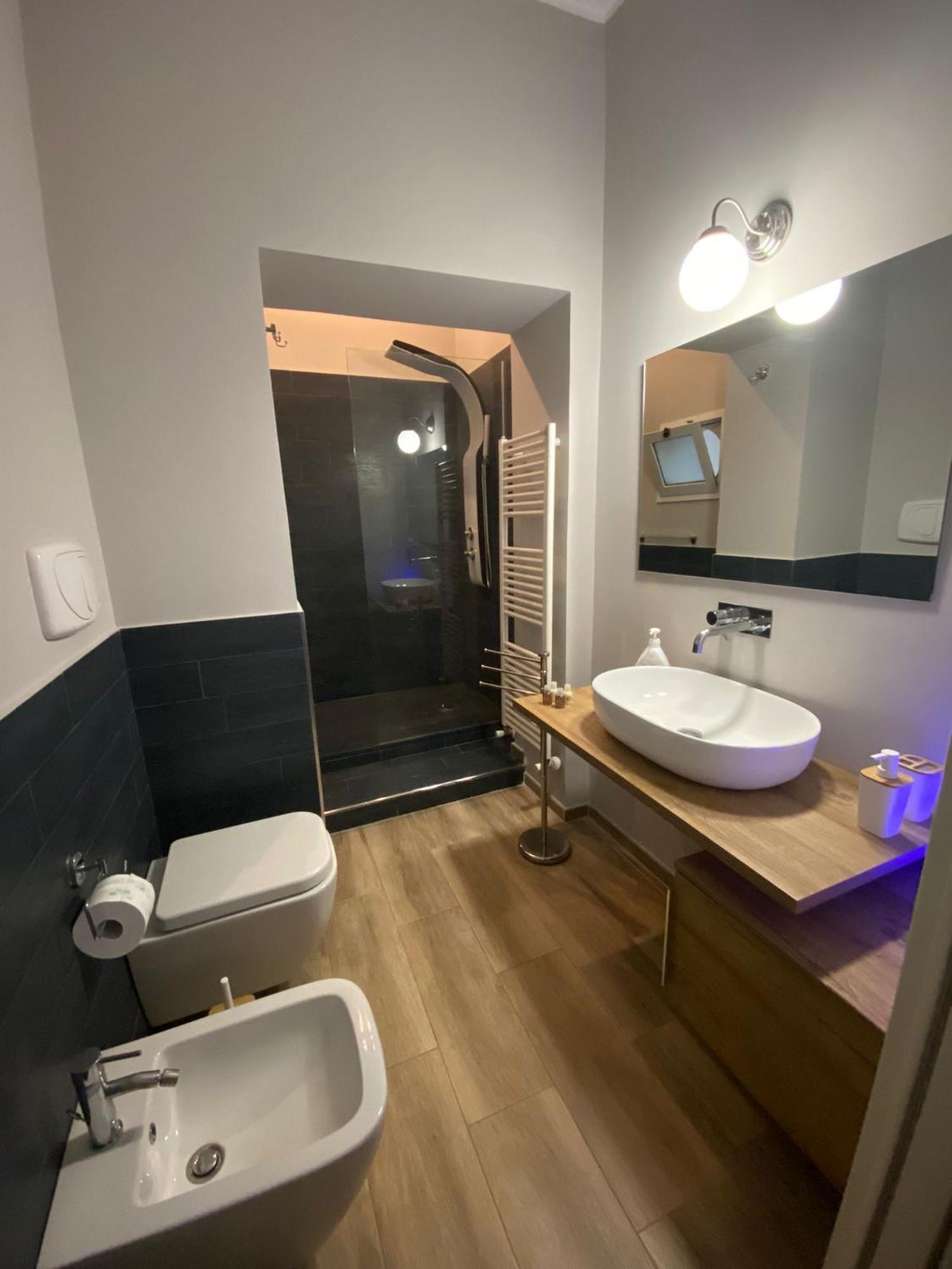 Apartmán La Casa Di Lello Taranto Exteriér fotografie